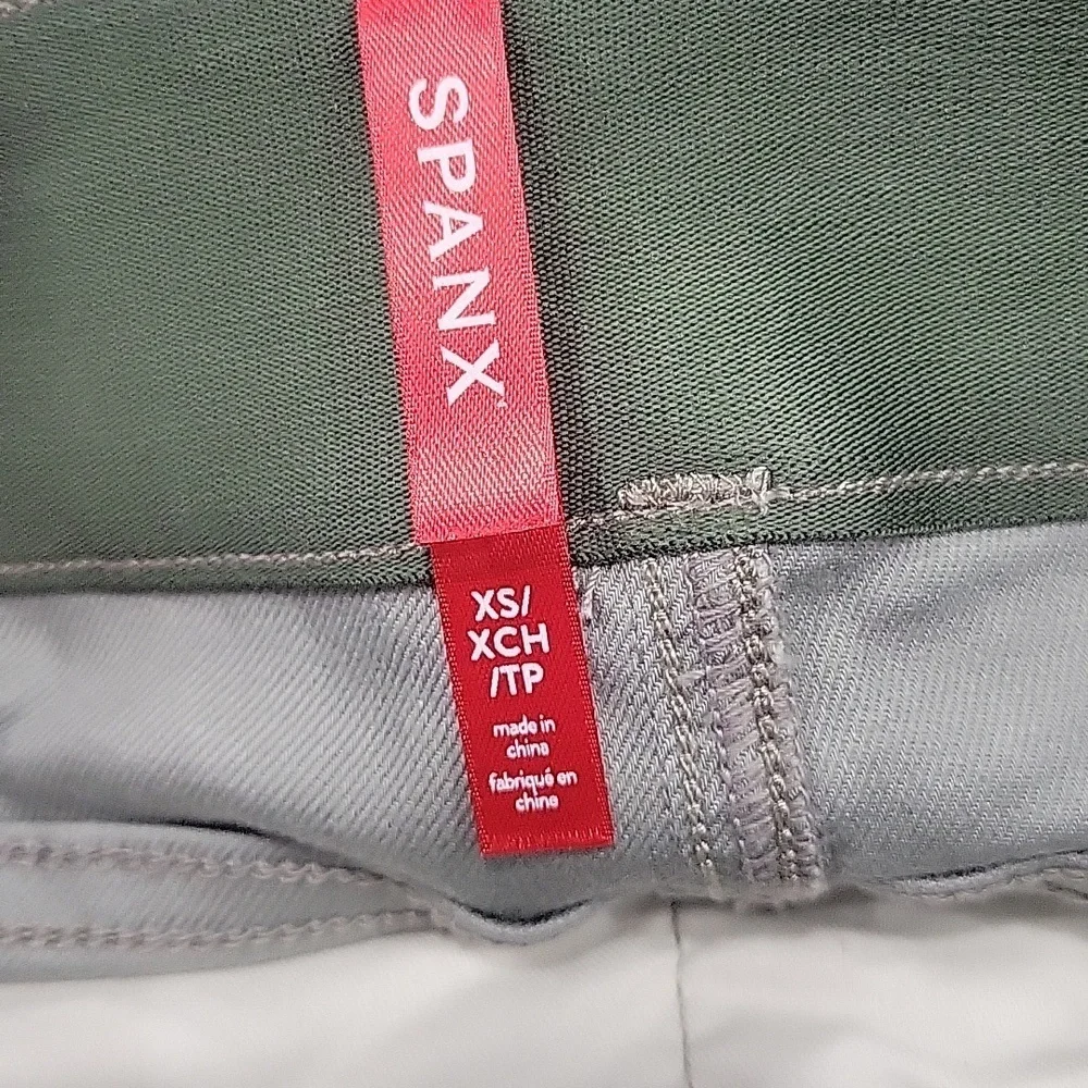 SPANX Women's Stretch Twill Ankle Cargo Pant Stone Wash Camo Size XS - Picture 8 of 9